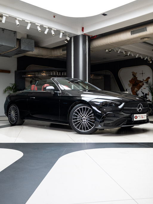 Mercedes Benz CLE Cabriolet 300 AMG Line