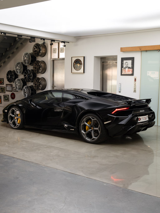 Lamborghini Huracan Tecnica Exterior Image