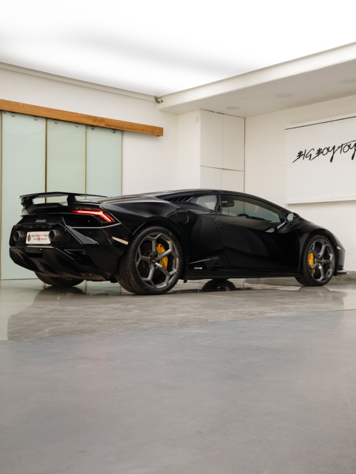 Lamborghini Huracan Tecnica Exterior Image