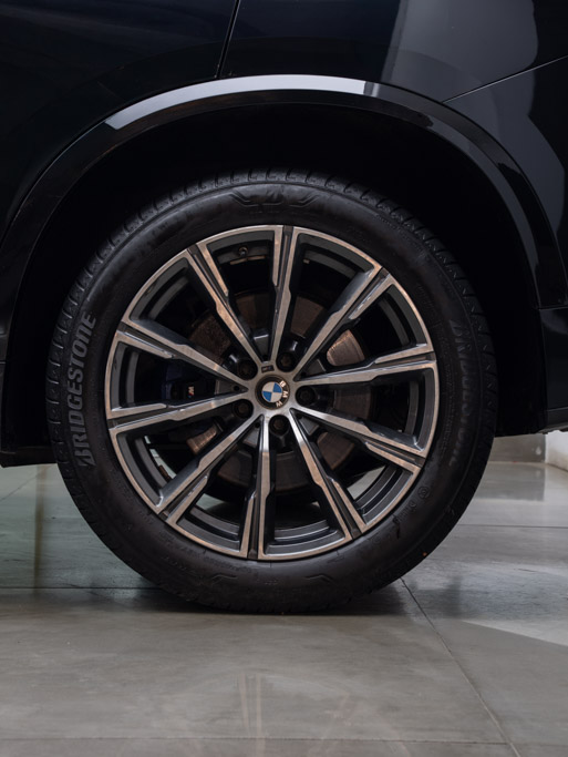 BMW X5 xDrive 40i M Sport Exterior Image
