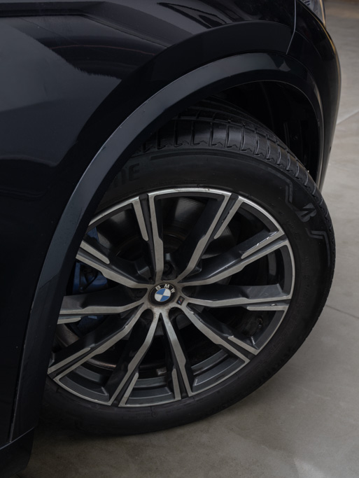BMW X5 xDrive 40i M Sport Exterior Image