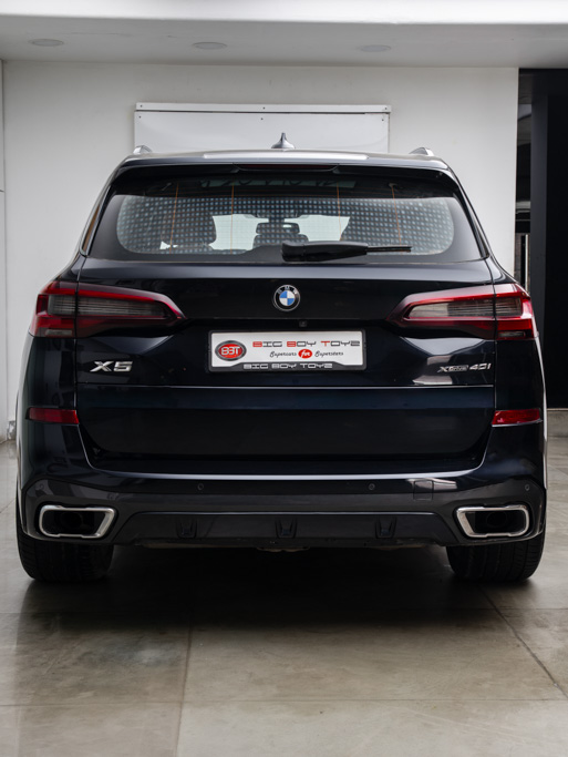 BMW X5 xDrive 40i M Sport Exterior Image
