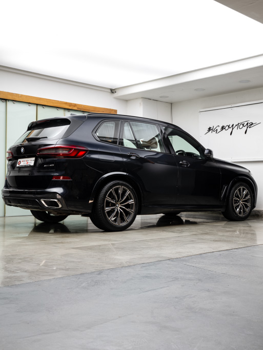 BMW X5 xDrive 40i M Sport Exterior Image