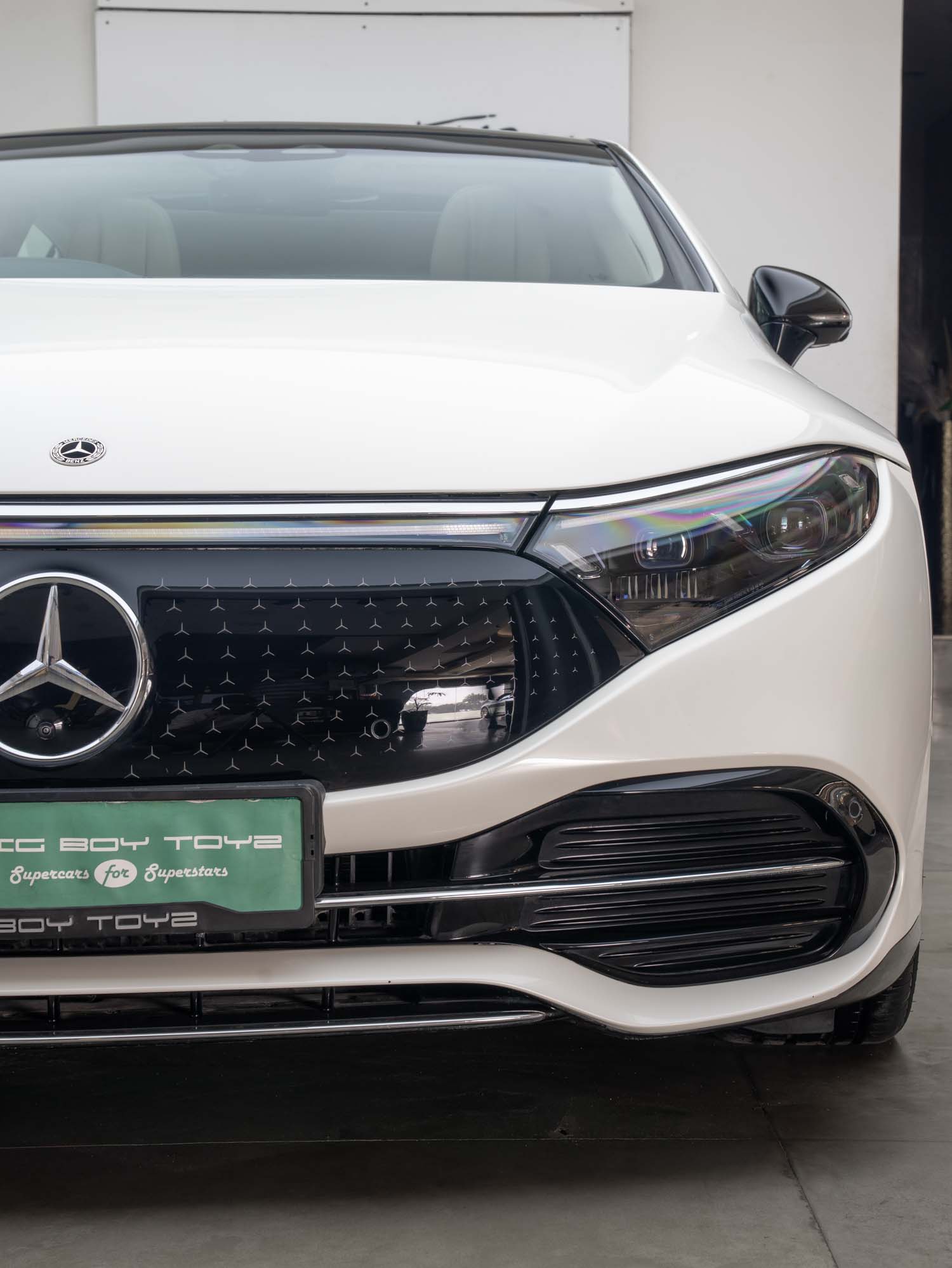 Mercedes Benz EQS 580 4matic Exterior Image