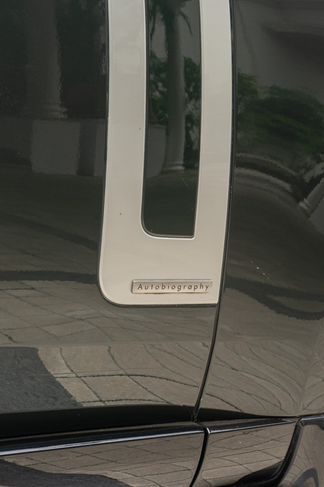 Range Rover Autobiography LWB P400