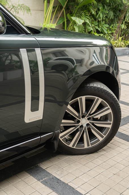 Range Rover Autobiography LWB P400