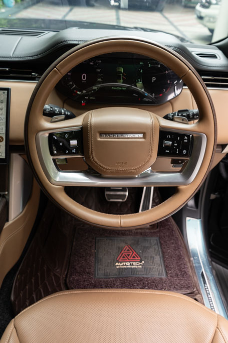 Range Rover Autobiography LWB P400