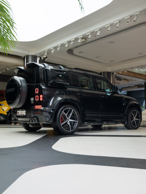 Land Rover Defender 110 P300 HSE
