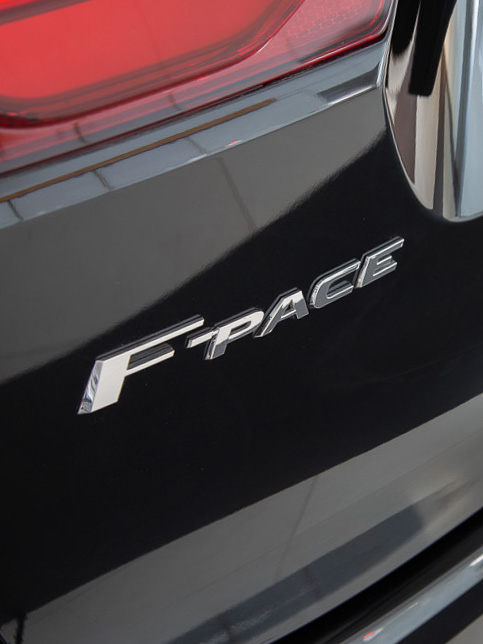 Jaguar F-Pace R-Dynamic S Exterior Image