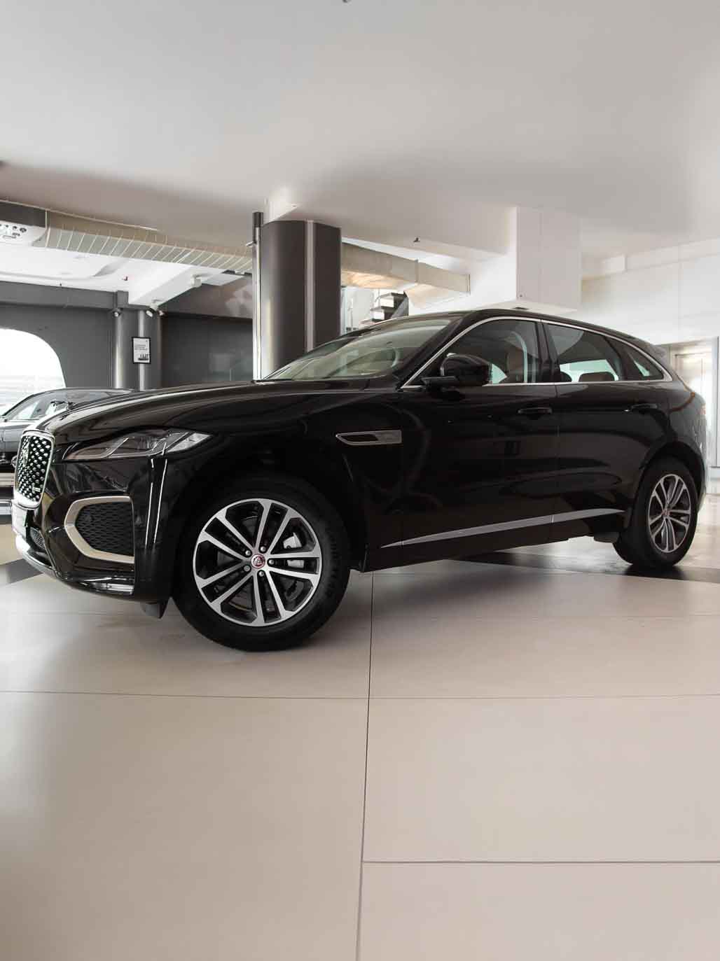 Jaguar F-Pace R-Dynamic S