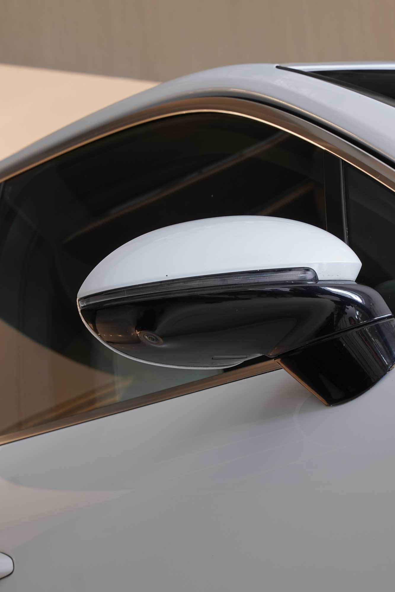 Porsche Cayenne Exterior Image