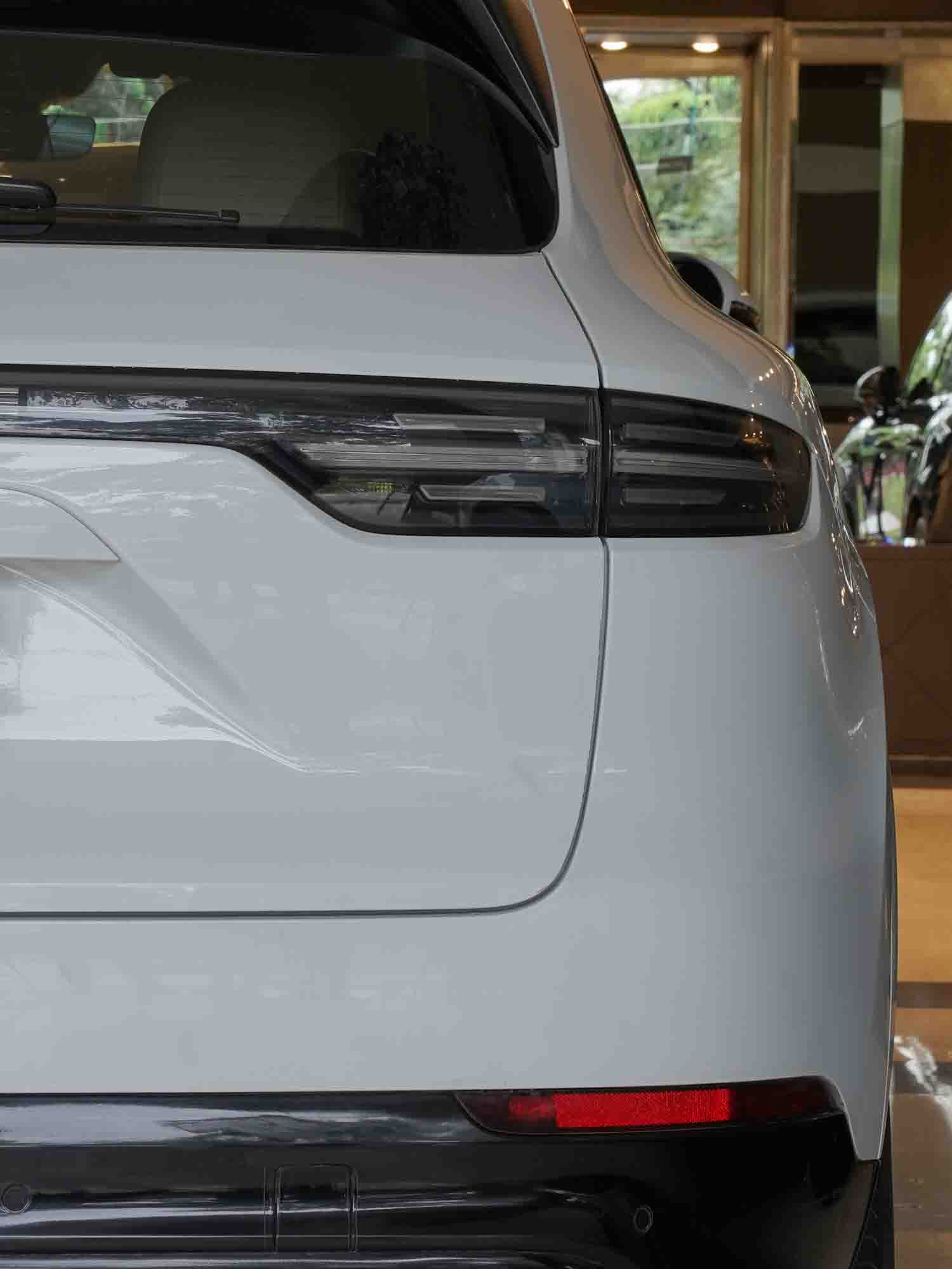 Porsche Cayenne Exterior Image