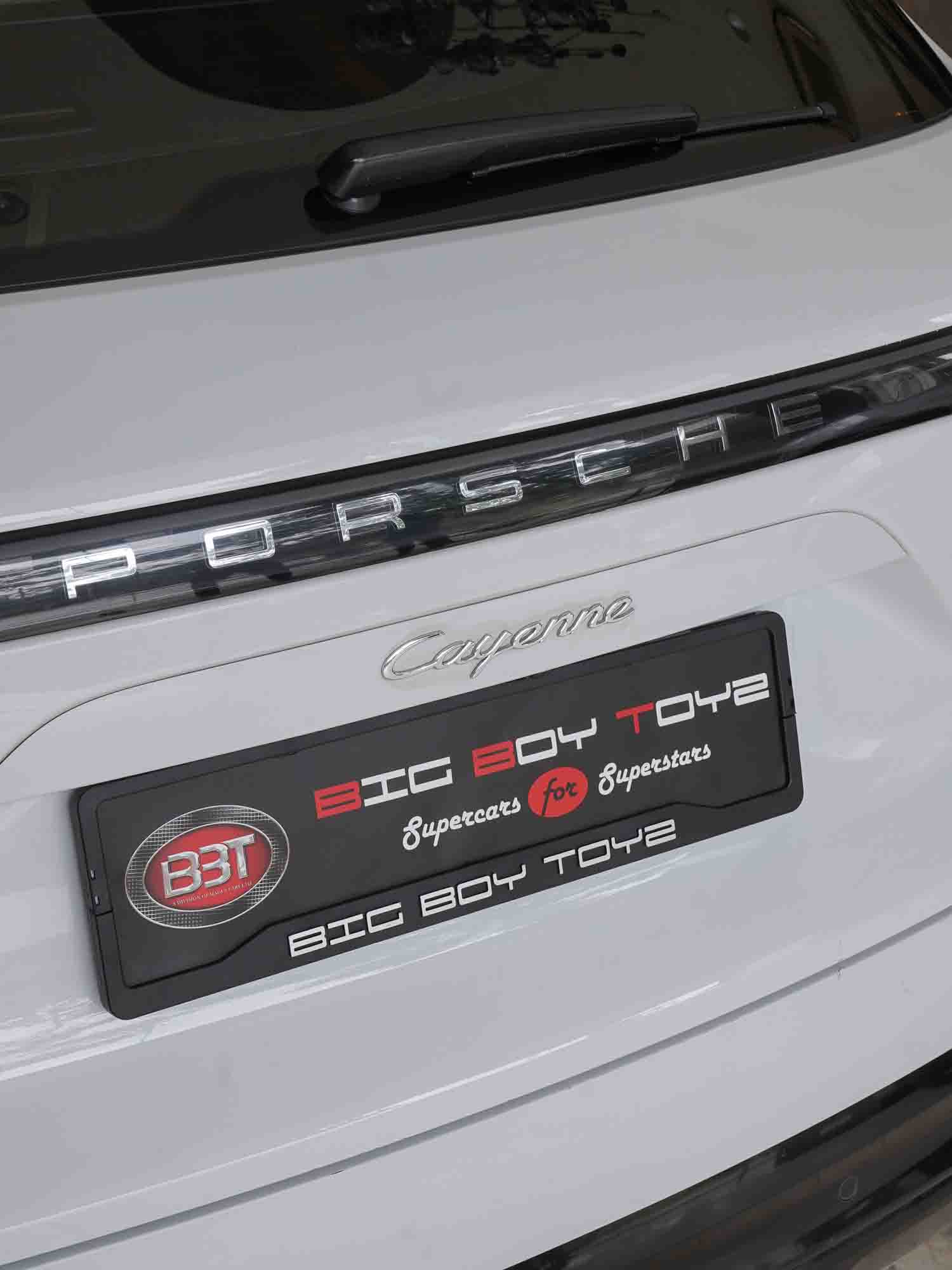 Porsche Cayenne Exterior Image