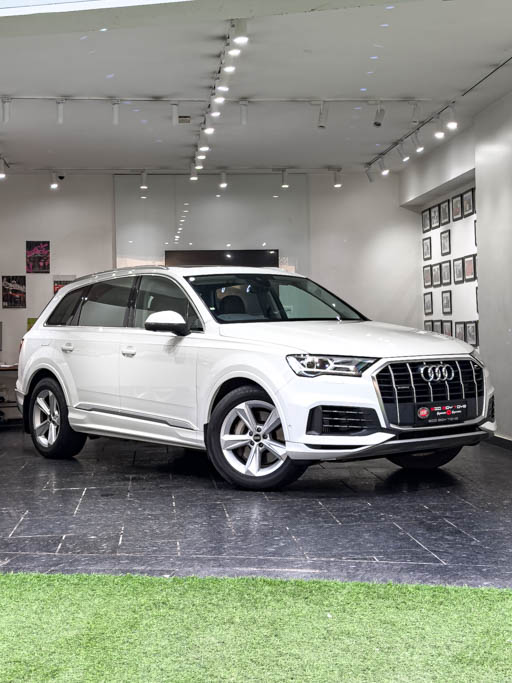 AUDI Q7 Technology 55 TFSI