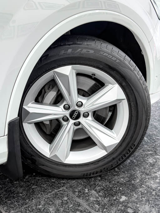 AUDI Q7 Technology 55 TFSI Exterior Image