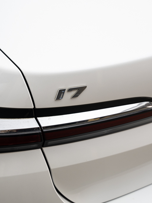 BMW i7 edrive50 M Sport Exterior Image
