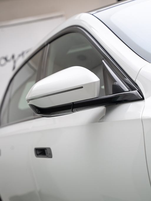 BMW i7 edrive50 M Sport Exterior Image