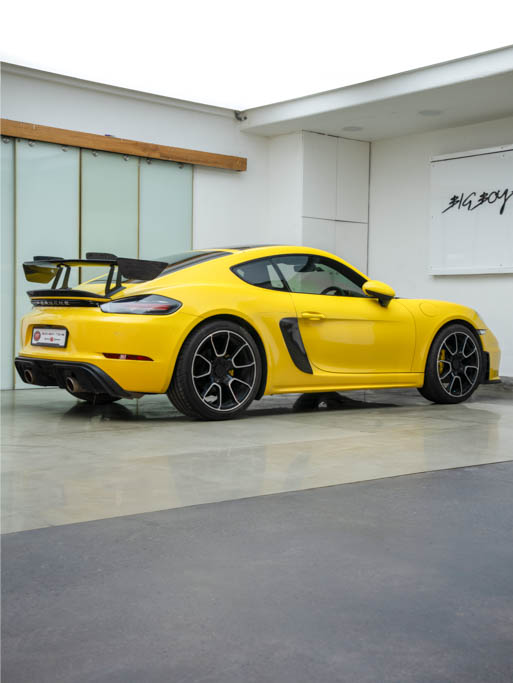 Porsche 718 Cayman Exterior Image