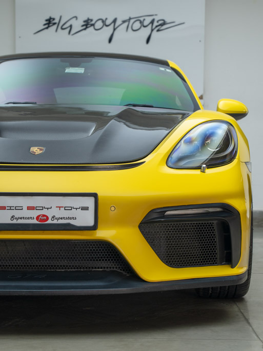 Porsche 718 Cayman Exterior Image