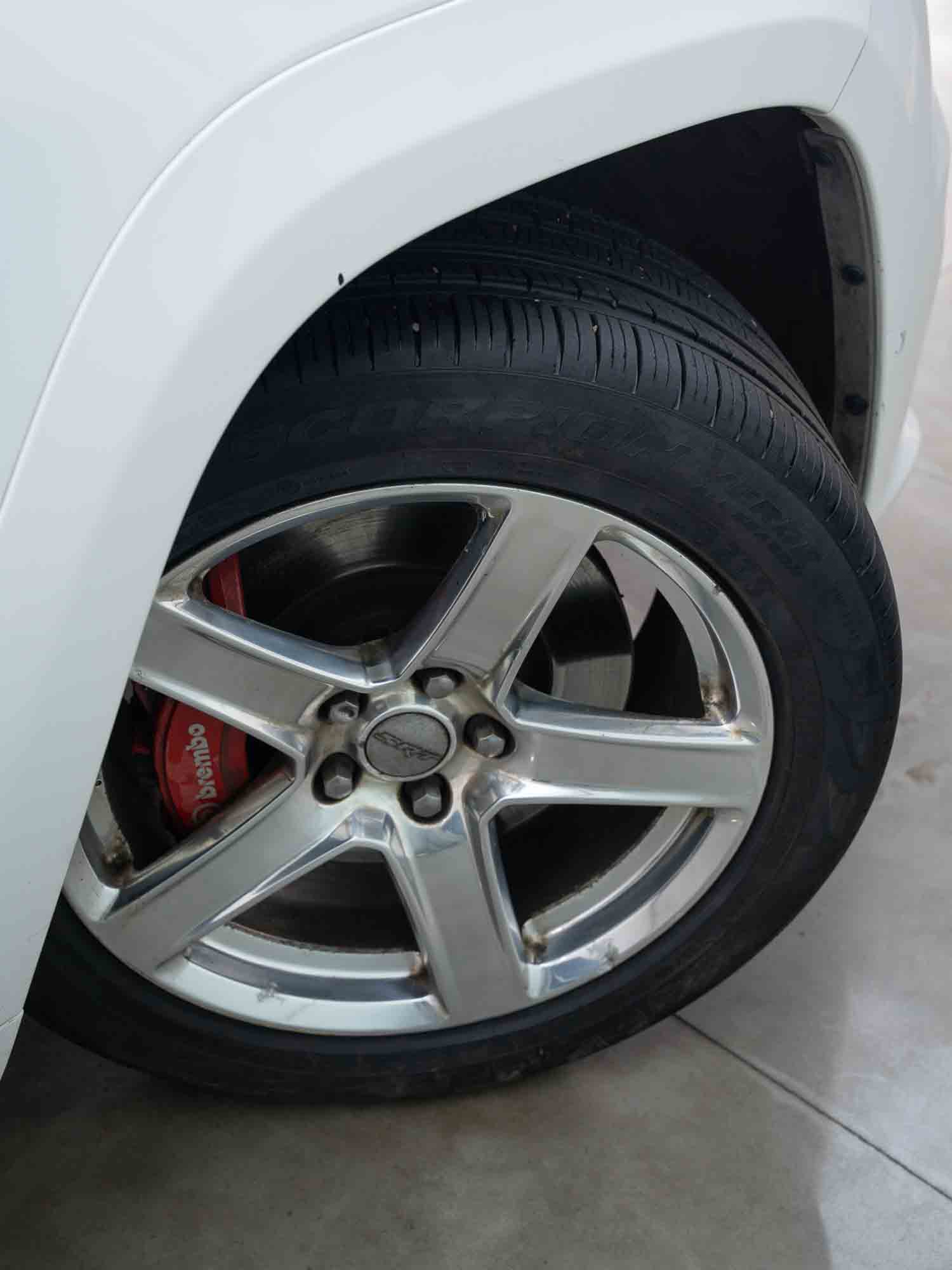 Jeep Grand Cherokee SRT Exterior Image