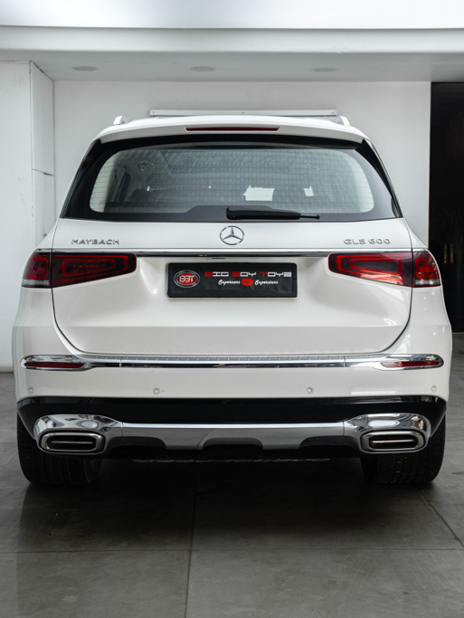 Mercedes Maybach GLS 600 4matic+ Exterior Image