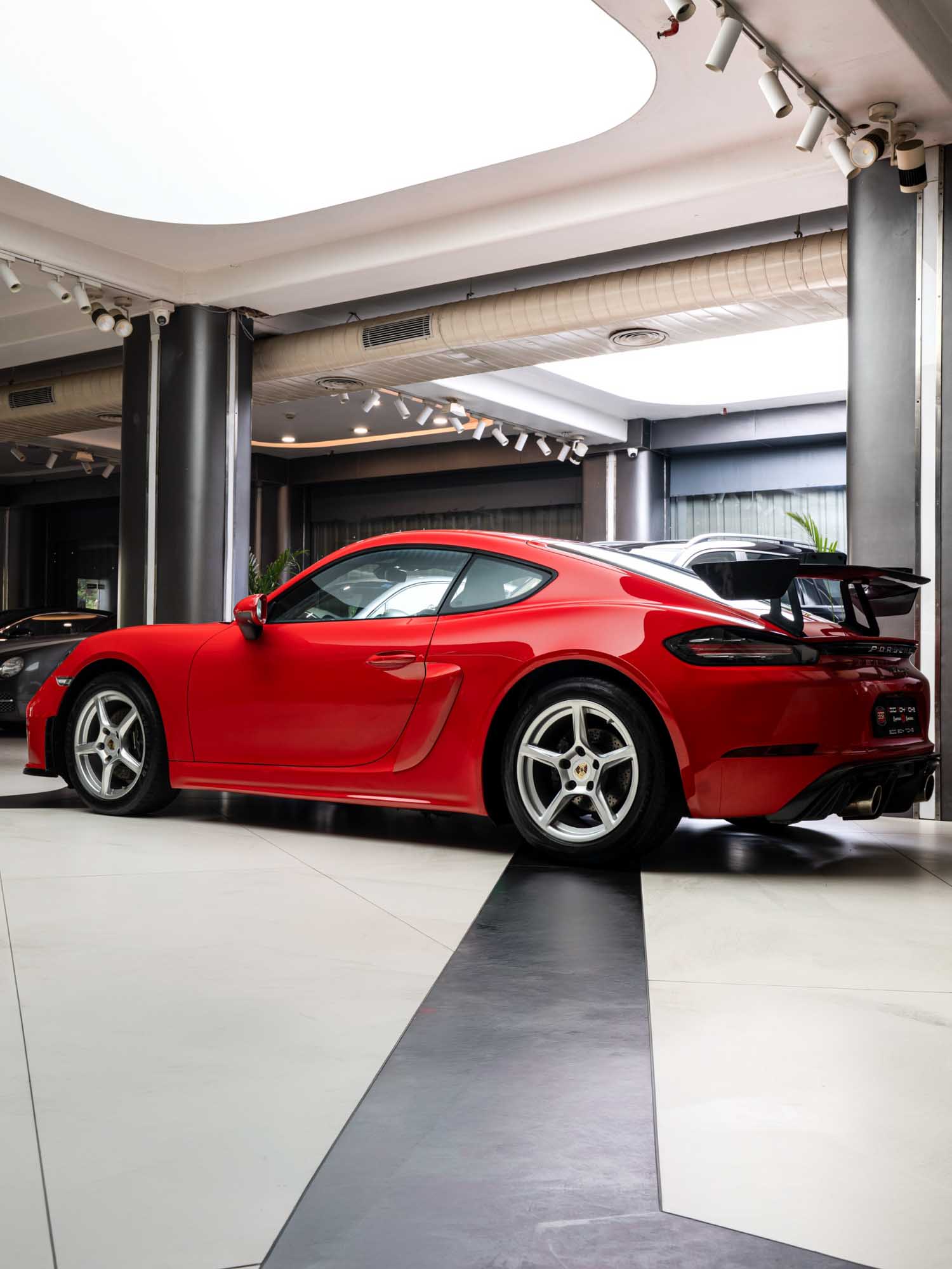 Porsche 718 Cayman