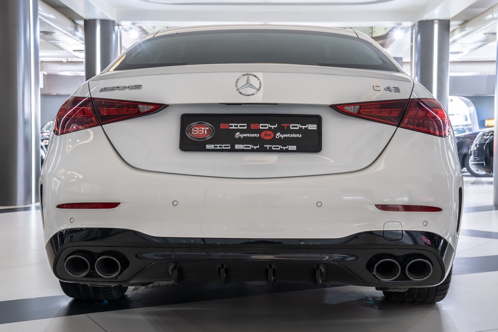 MERCEDES AMG C43 4MATIC Exterior Image