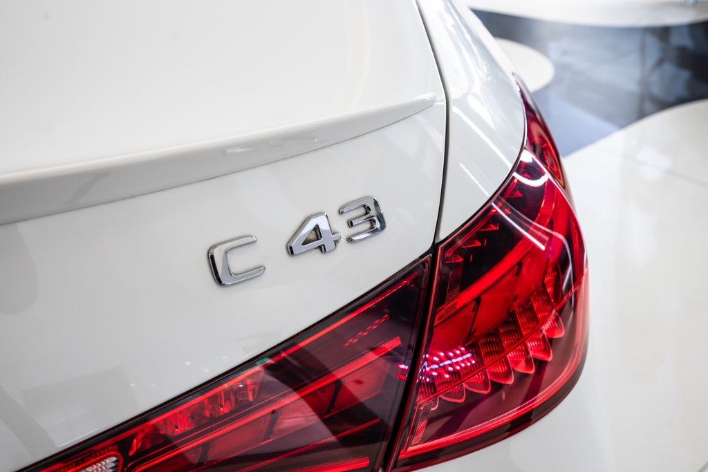 MERCEDES AMG C43 4MATIC Exterior Image