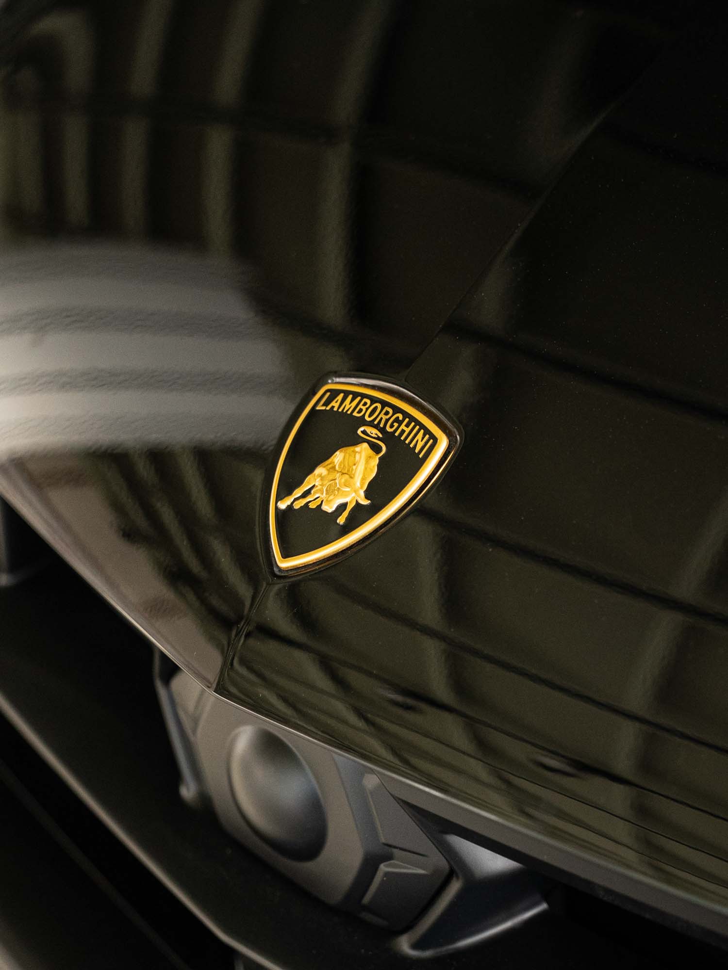 Lamborghini Urus SE Exterior Image