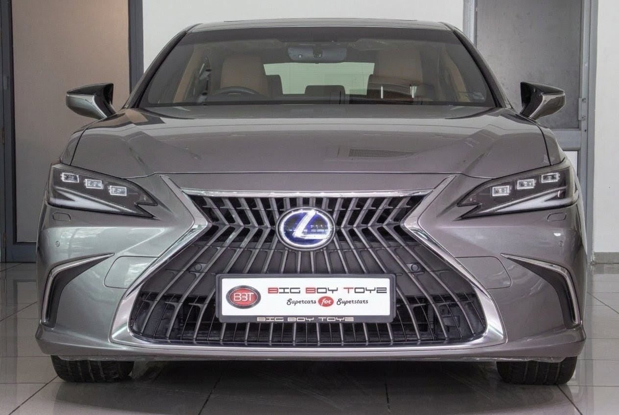 Lexus ES300h Luxury 