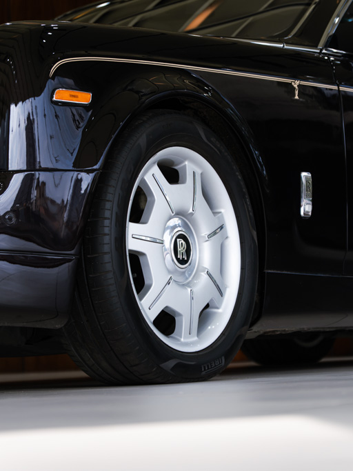 Rolls Royce Phantom Exterior Image