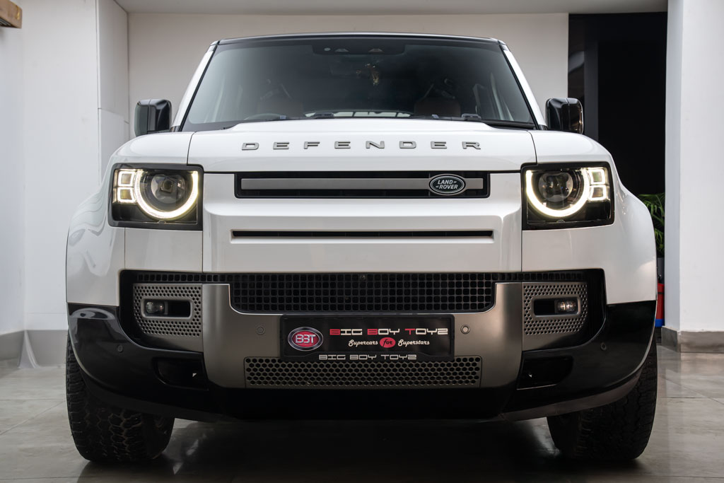 DEFENDER 5.0L 110 X Dynamic HSE