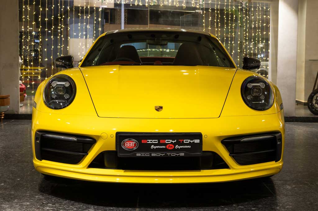 Porsche 992 911 Carrera