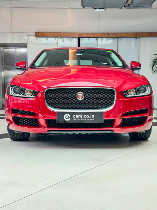 Jaguar XE