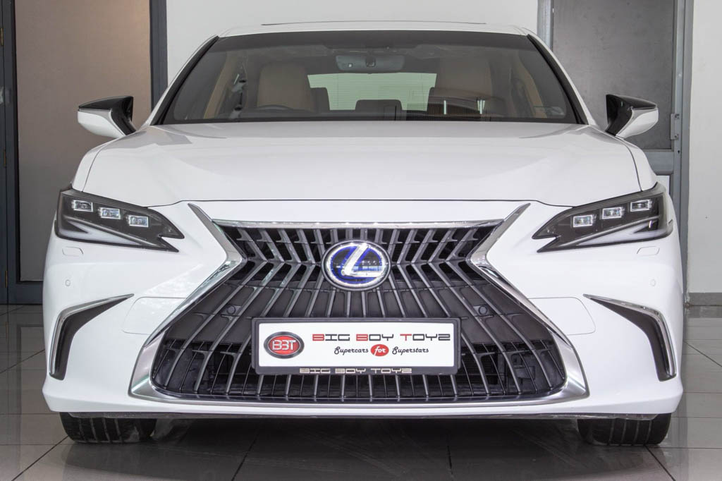 Lexus ES 300h Luxury